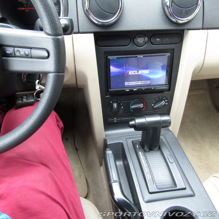 Ford Mustang GT 4.6 224kw, Retro 2006