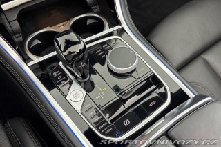 BMW 8 M850i xDrive 2023