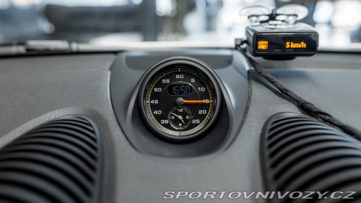 Porsche Cayman GT4, ZÁRUKA 2020