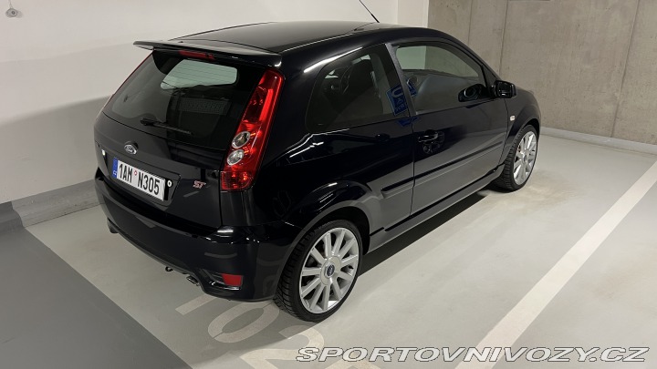 Ford Fiesta ST 2.0 16V ST 150 PS 2006