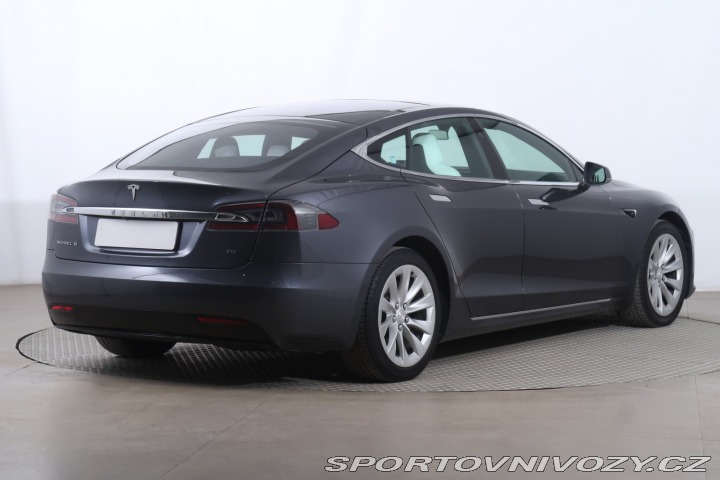 Tesla Model S 75 2017