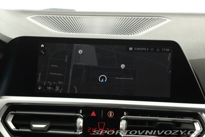 BMW 3 M Sport 330 e xDrive 2021