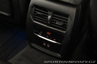 BMW 3 M Sport 330 e xDrive 2021