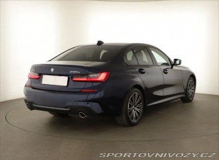 BMW 3 M Sport 330 e xDrive 2021