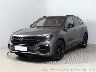 Volkswagen Ostatní modely Touareg R-Line 3.0 TDI 2020
