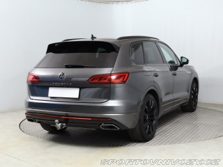 Volkswagen Ostatní modely Touareg R-Line 3.0 TDI 2020