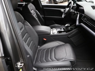 Volkswagen Ostatní modely Touareg R-Line 3.0 TDI 2020