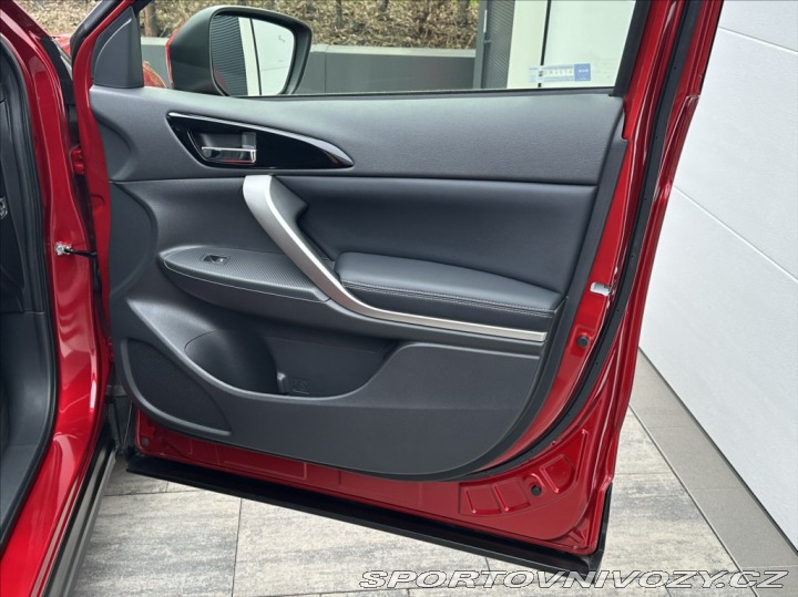 Mitsubishi Ostatní modely Eclipse Cross 2,4 PHEV 188PS  Instyle A 2024