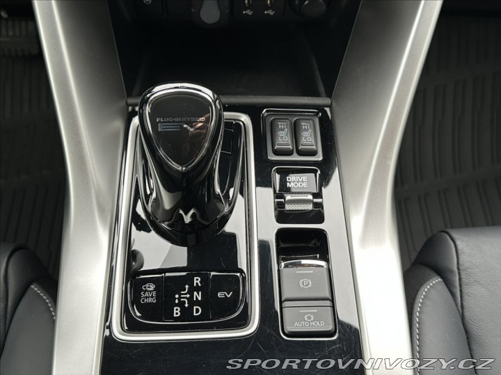 Mitsubishi Ostatní modely Eclipse Cross 2,4 PHEV 188PS  Instyle A 2024