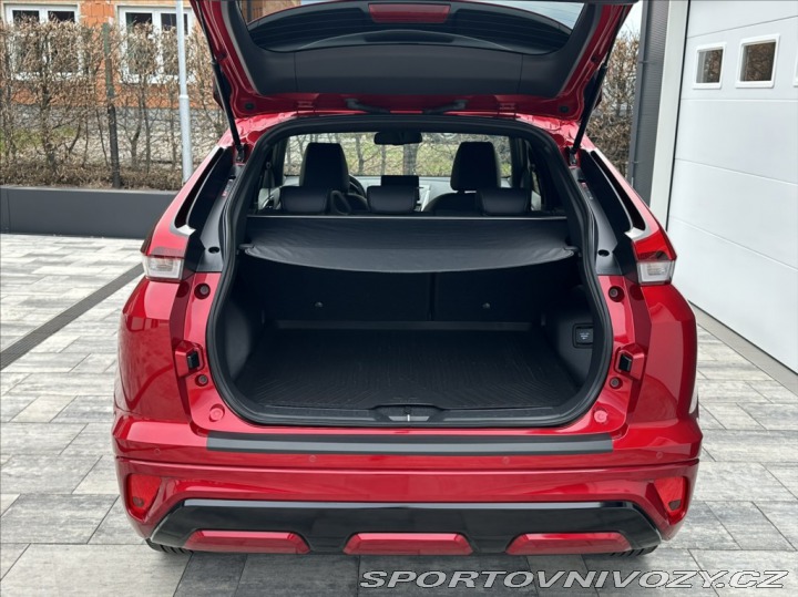 Mitsubishi Ostatní modely Eclipse Cross 2,4 PHEV 188PS  Instyle A 2024