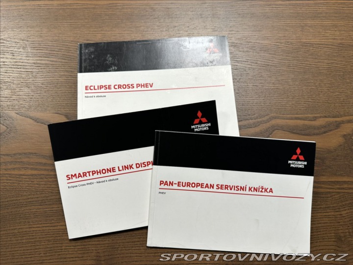 Mitsubishi Ostatní modely Eclipse Cross 2,4 PHEV 188PS  Instyle A 2024