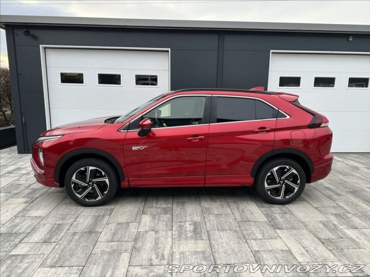 Mitsubishi Ostatní modely Eclipse Cross 2,4 PHEV 188PS  Instyle A 2024