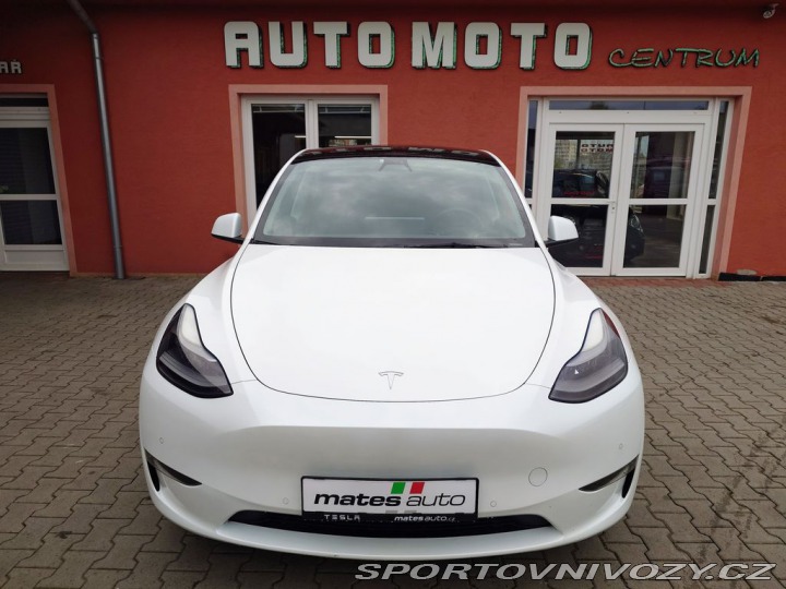 Tesla Model Y Long Range Dual Motor 378 2022