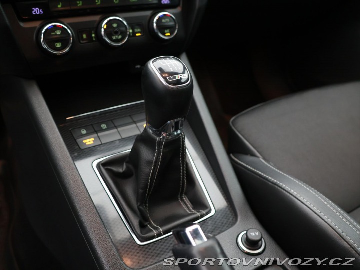 Škoda Octavia RS 2.0 TSI RS 162kW CZ 2015