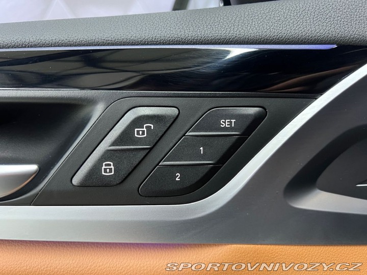 BMW X4 M40i xDrive, H&K, PAN 2020