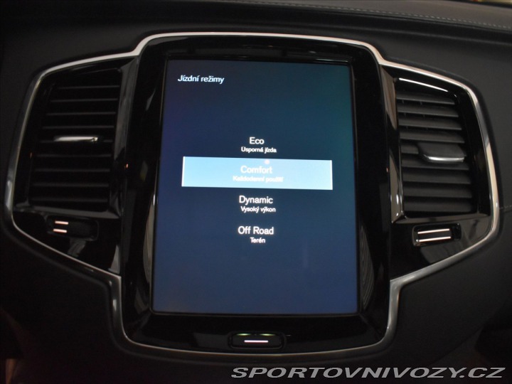 Volvo Ostatní modely XC90 2,0 B6 AWD INS Tažné,Pano 2021