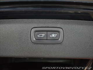 Volvo Ostatní modely XC90 2,0 B6 AWD INS Tažné,Pano 2021
