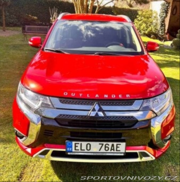 Mitsubishi Ostatní modely Outlander PHEV 1800