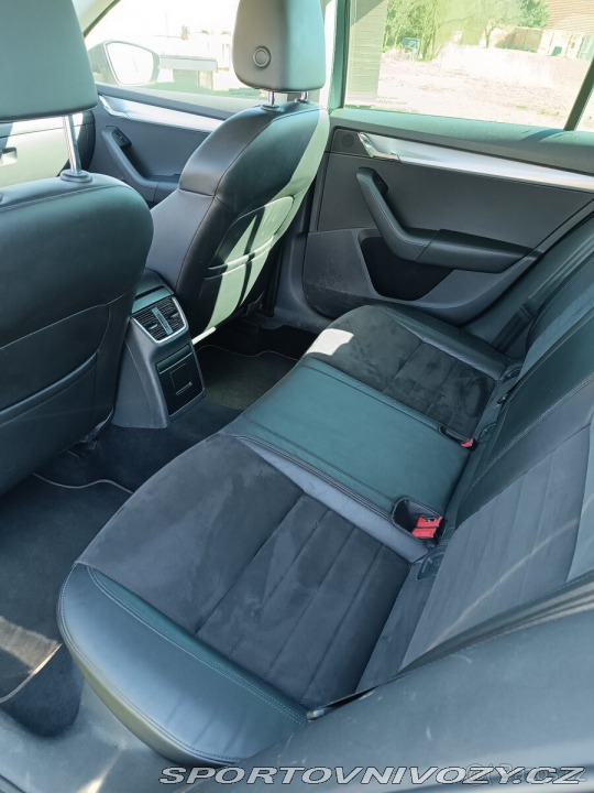 Škoda Ostatní modely Octavia 2,0 TDI 135KW 4x4 2015