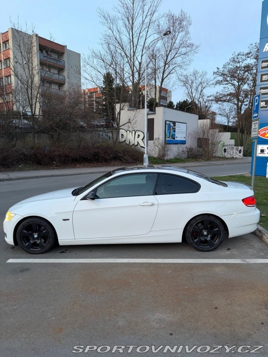 BMW 3 2,0   (E92) 2009