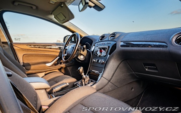 Ford Ostatní modely Mondeo 2,0 diesel 104kW , druh 1800