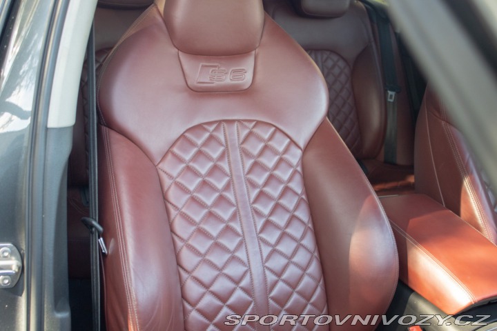 Audi S6 4.0 TFSI V8 450k quattro 2015