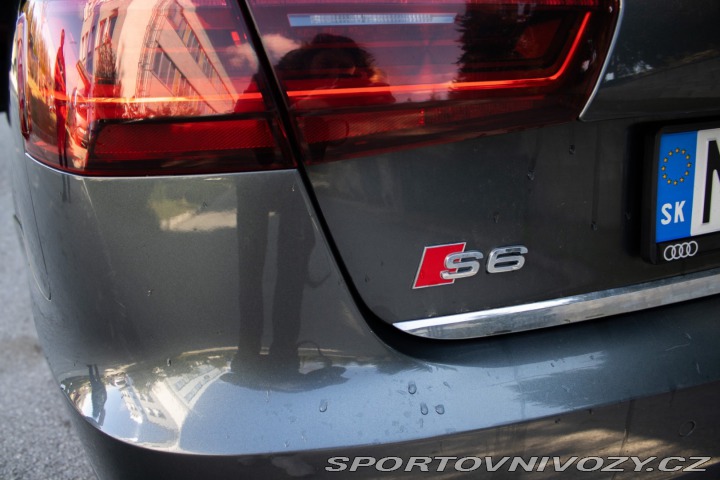 Audi S6 4.0 TFSI V8 450k quattro 2015