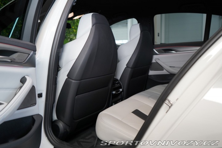 BMW M5 HUD*ACC*H/K*360*CZ 2019