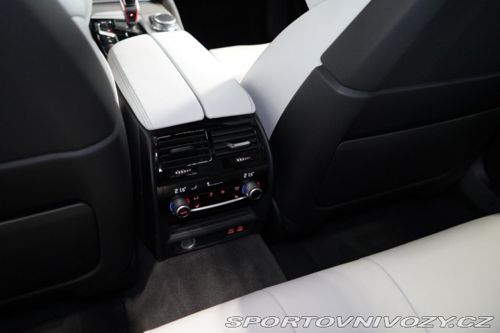 BMW M5 HUD*ACC*H/K*360*CZ 2019