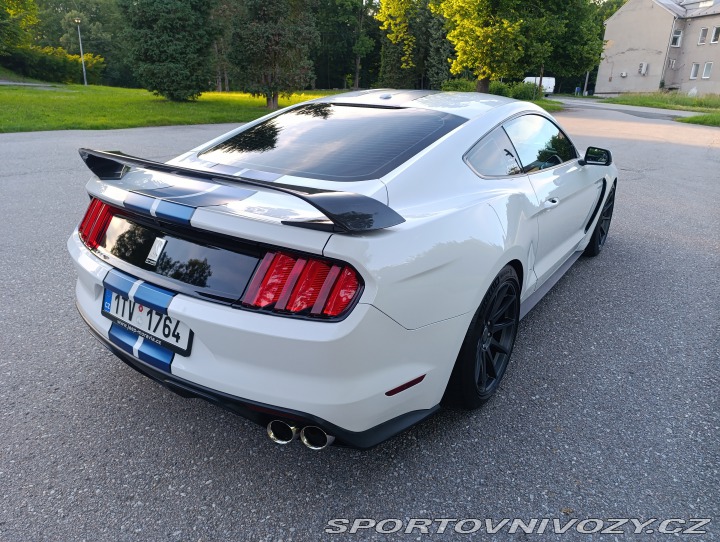 Ford Mustang 2015