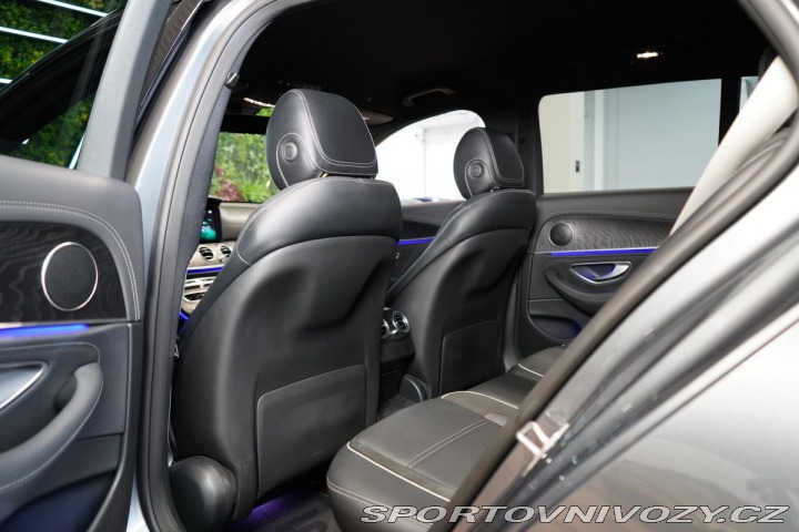 Mercedes-Benz E 63S*4M+*VZDUCH*KEYLESS*36 2022