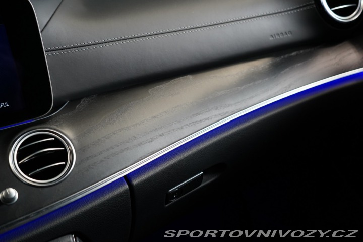 Mercedes-Benz E 63S*4M+*VZDUCH*KEYLESS*36 2022