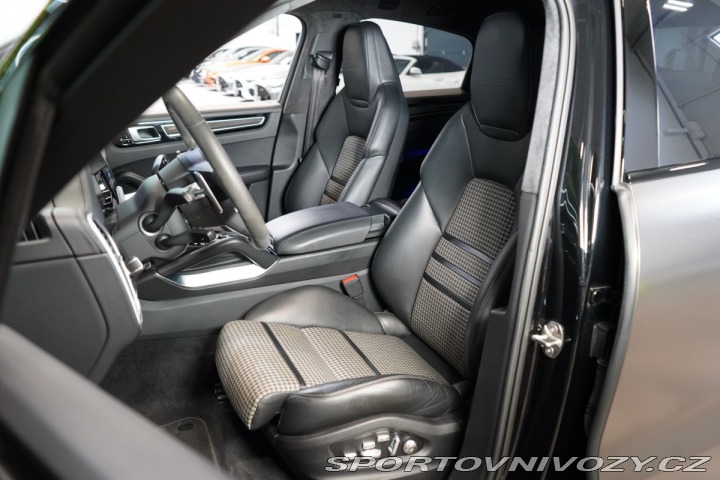 Porsche Cayenne TURBO*COUPE*PCCB*BURM*HUD 2020