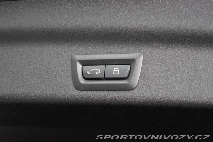 BMW X1 xDrive23d PREMIUM*DPH*ČR 2022