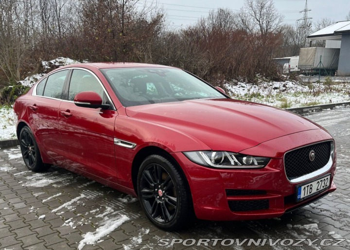 Jaguar XE 2016