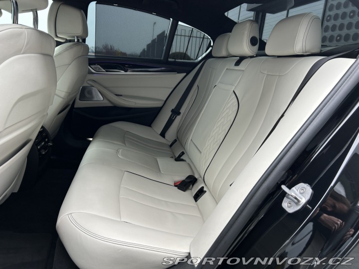 BMW 5 5M550i xDrive G30 2017