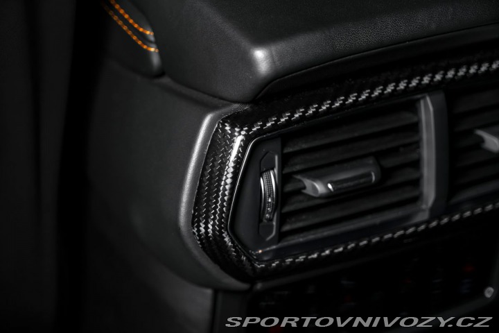 Lamborghini Urus 4.0 V8, pano, masáže, 360 2022