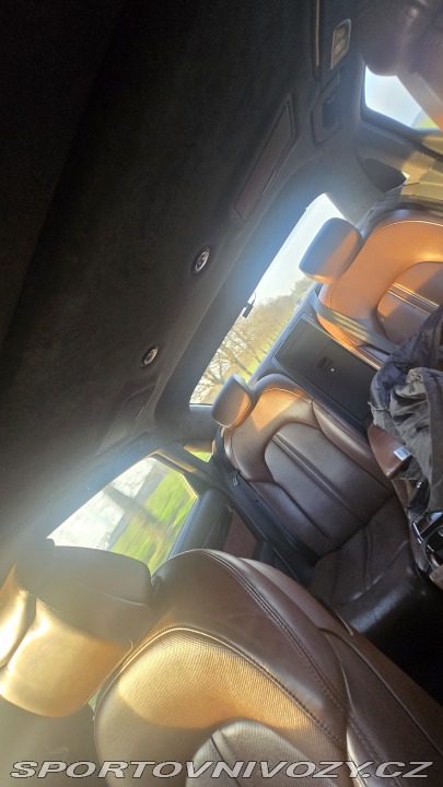 Audi Ostatní modely Audi A8L D4 2011
