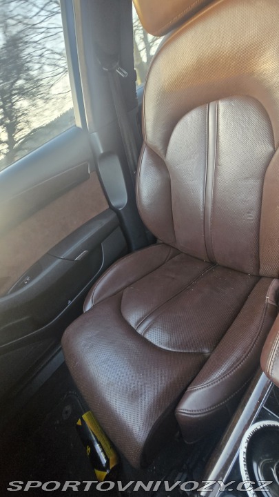 Audi Ostatní modely Audi A8L D4 2011