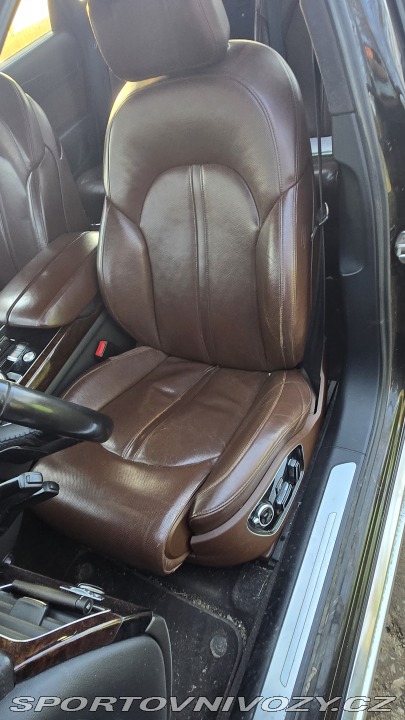Audi Ostatní modely Audi A8L D4 2011