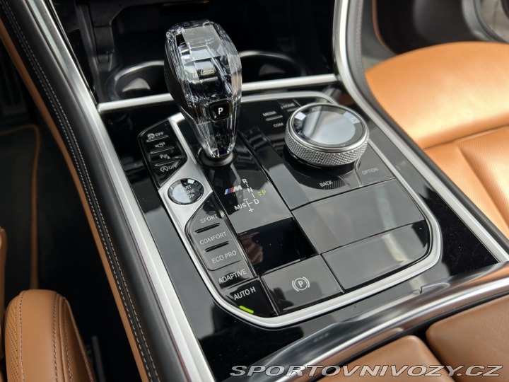 BMW 8 8M850i xDrive Coupe MSpor 2021