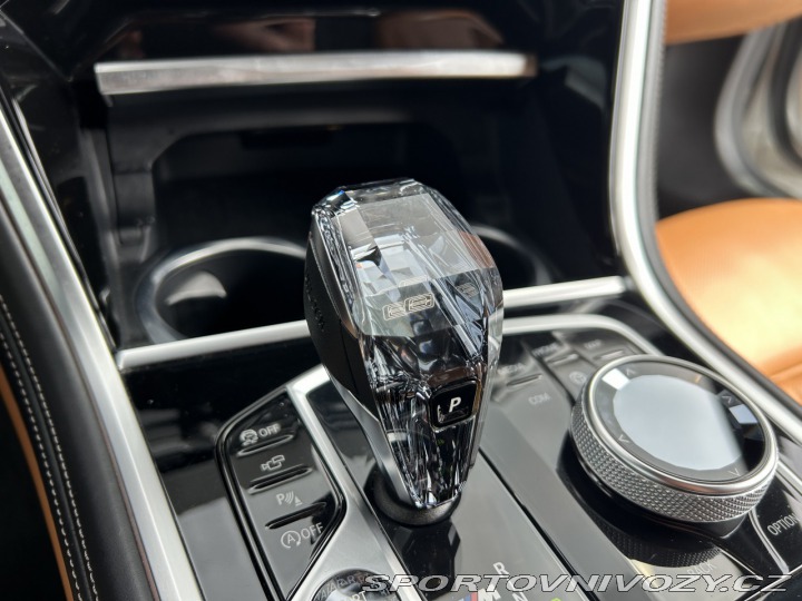 BMW 8 8M850i xDrive Coupe MSpor 2021