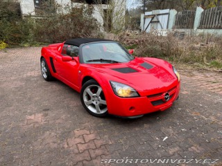 Opel Speedster 2.2 unikátní historie 2001