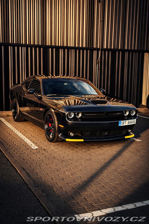 Dodge Challenger  2019