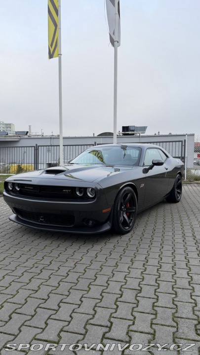 Dodge Challenger  2019