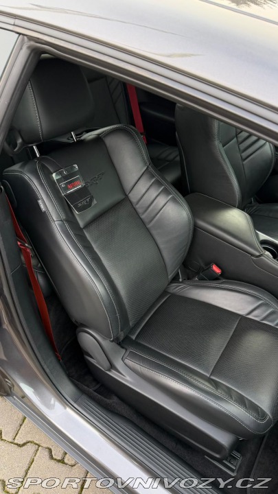 Dodge Challenger  2019