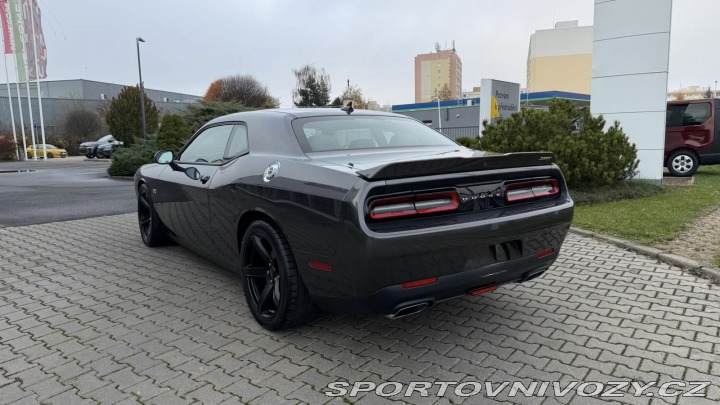 Dodge Challenger  2019