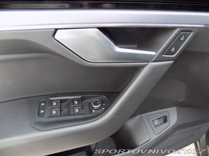 Volkswagen Ostatní modely Touareg 3.0TDI/R-Line/4x4/AT/Matr 2018