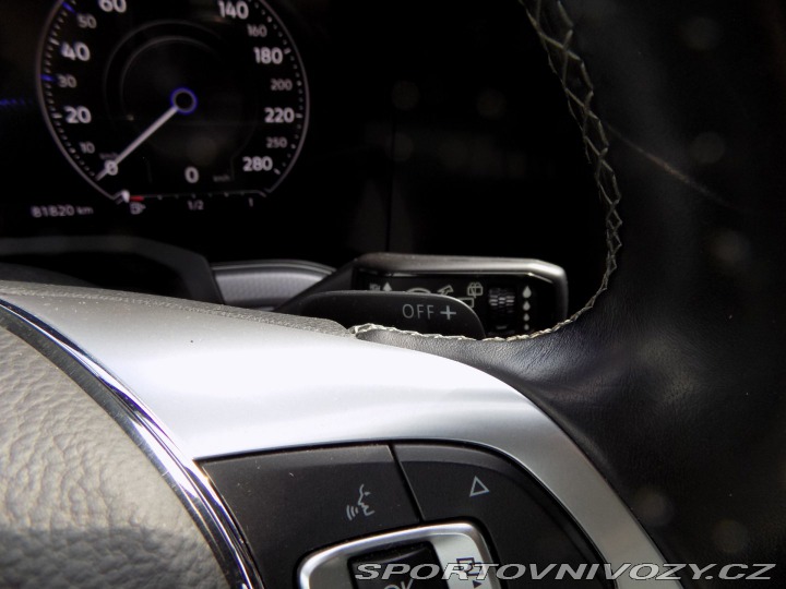 Volkswagen Ostatní modely Touareg 3.0TDI/R-Line/4x4/AT/Matr 2018