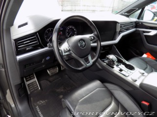 Volkswagen Ostatní modely Touareg 3.0TDI/R-Line/4x4/AT/Matr 2018